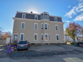 44 South St, Westborough MA 01581