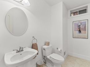4 Furlong Cir, Lakeville MA 02347