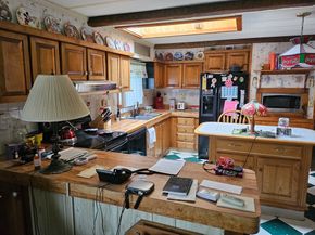 5 Sixth Drive, Brookfield MA 01506