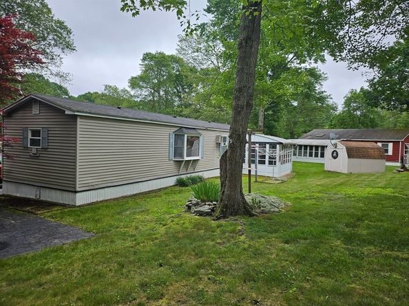 5 Sixth Drive, Brookfield MA 01506