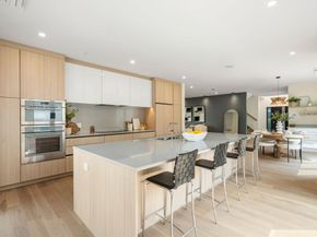 33 Conwell Ave, Somerville MA 02144