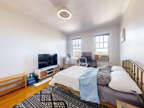 110 Bellingham St 3, Chelsea MA 02150
