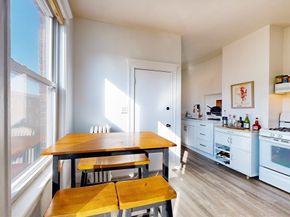 110 Bellingham St 3, Chelsea MA 02150
