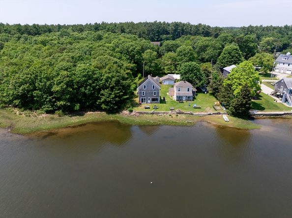 63 Oakdale Ave., Marion MA 02738