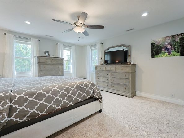 38 Etre Drive, Worcester MA 01604