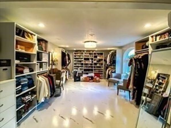 38 Etre Drive, Worcester MA 01604