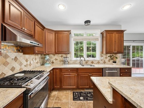 73 Pleasant Street, Northborough MA 01532