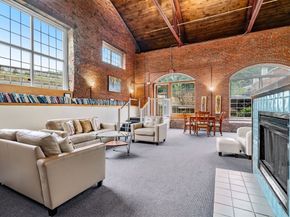 7 S Stone Mill Drive 514, Dedham MA 02026