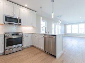 103-105 Neponset Ave, Boston MA 02131