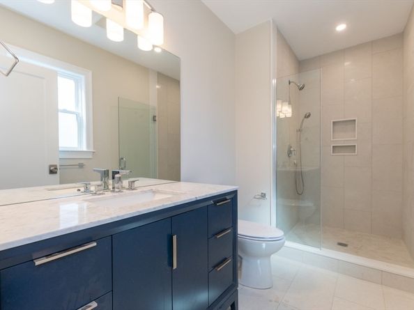 103-105 Neponset Ave, Boston MA 02131