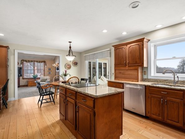 14 Frost Lane, Sudbury MA 01776