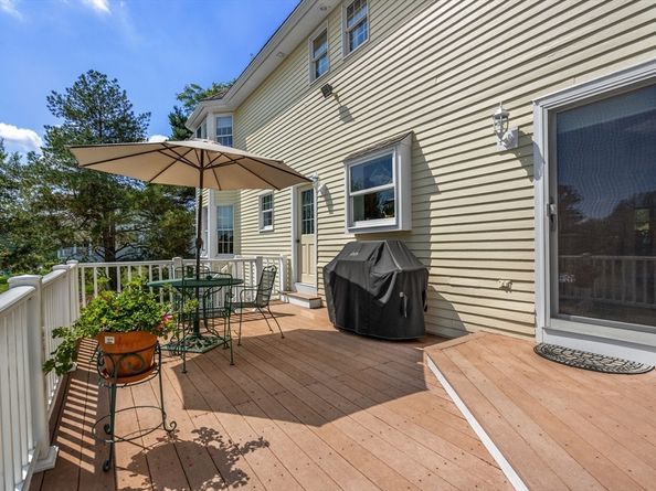 14 Frost Lane, Sudbury MA 01776
