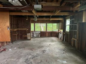 12 Crown St, Spencer MA 01562