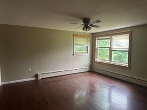 12 Crown St, Spencer MA 01562