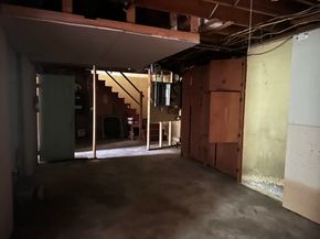 12 Crown St, Spencer MA 01562