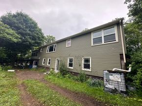 12 Crown St, Spencer MA 01562