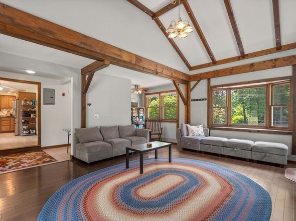 94 Pond St, East Bridgewater MA 02333
