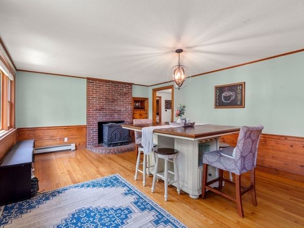 94 Pond St, East Bridgewater MA 02333