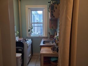 1568 Commonwealth Ave 12, Boston MA 02135