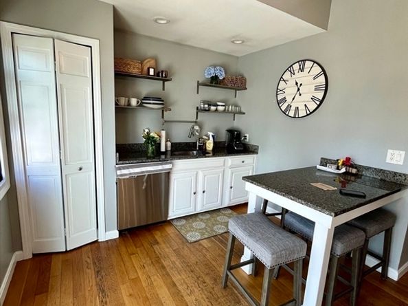 659 E 6th St, Boston MA 02127