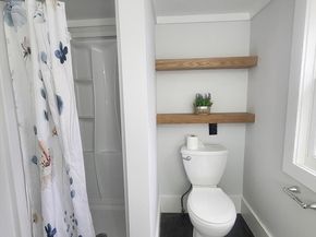 52 Glenwood Rd, Lynn MA 01904