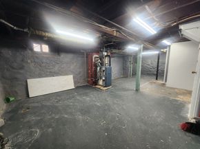 52 Glenwood Rd, Lynn MA 01904