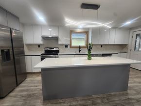 52 Glenwood Rd, Lynn MA 01904