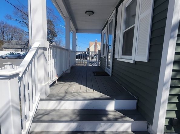 52 Glenwood Rd, Lynn MA 01904