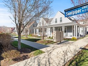 3 Sandpiper Green, Weymouth MA 02190