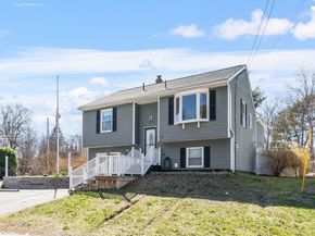 53 Laurel Hill Rd, Southbridge MA 01550