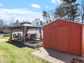 53 Laurel Hill Rd, Southbridge MA 01550