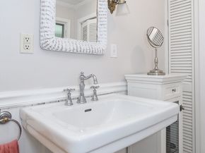 786 Boston Post Rd, Weston MA 02493