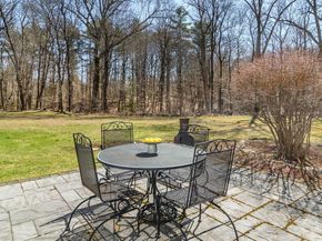 786 Boston Post Rd, Weston MA 02493