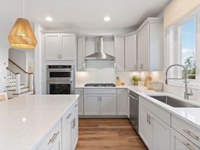 23 Emerald Run 14, Shrewsbury MA 01545