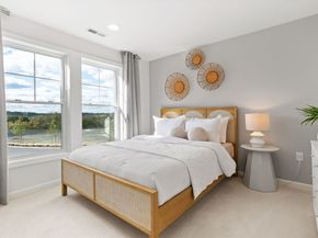 23 Emerald Run 14, Shrewsbury MA 01545