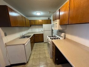 99 Pond Ave 222, Brookline MA 02445