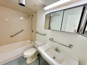 99 Pond Ave 222, Brookline MA 02445