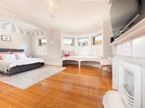 340 Marlborough St, Boston MA 02115