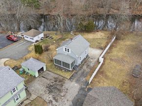 2120 Providence Rd, Northbridge MA 01534