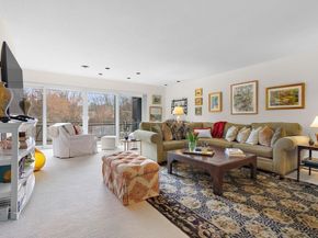 1210 Greendale Ave 340, Needham MA 02492