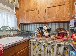 24 Fairview Ave, Swampscott MA 01907