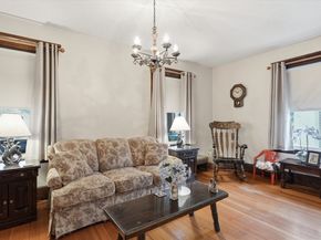 24 Fairview Ave, Swampscott MA 01907
