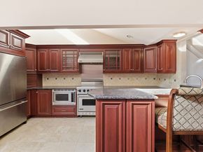 34 Commonwealth Ave 4, Boston MA 02116