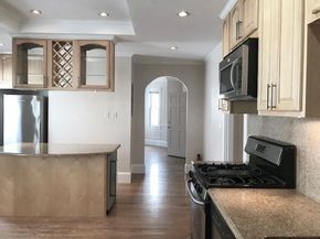 8 White Ave, Brookline MA 02467