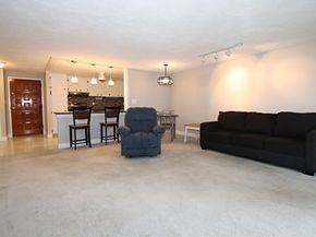 9 Broadway 222, Saugus MA 01906