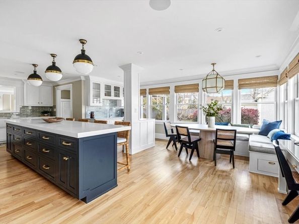 21 Middle Street, Hingham MA 02043