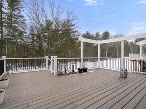 124 Glen Ellen Blvd 124, Millis MA 02054