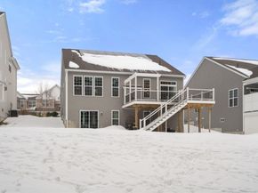 124 Glen Ellen Blvd 124, Millis MA 02054