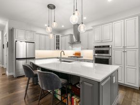 124 Glen Ellen Blvd 124, Millis MA 02054