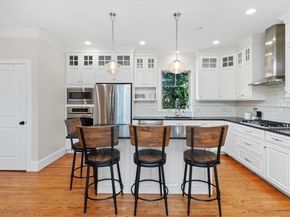 403 Hunnewell St 403, Needham MA 02494